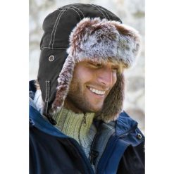 Czapka Zimowa Unisex Typu Traper. Fioletowe czapki męskie RESULT, na zimę, z aplikacjami, z futra. Za 51.99 zł.