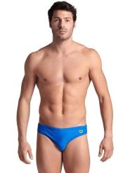 Arena Kąpielówki "Santa Maria" w kolorze niebieskim rozmiar: 7. Niebieskie kąpielówki męskie Arena, bez wzorów, z materiału. Za 52.30 zł.