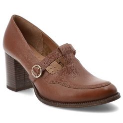 Brązowe Półbuty Armodo Eleganckie Obuwie Damskie. Brązowe półbuty damskie Armodo, bez wzorów, ze skóry, biznesowe, bez obcasa, na obcasie. Za 373.99 zł.