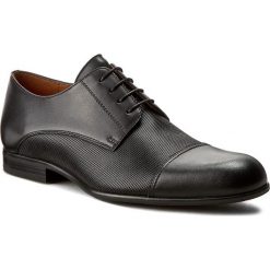 Półbuty GINO ROSSI - Staf MPV841-T30-E100-9900-0 99. Czarne buty wizytowe męskie Gino Rossi, z materiału, bez zapięcia. W wyprzedaży za 239.00 zł.