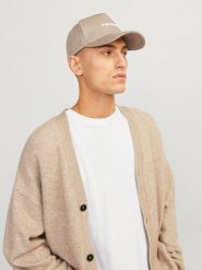 Jack & Jones Czapka w kolorze beżowym rozmiar: onesize. Brązowe czapki męskie Jack & Jones, bez wzorów, z bawełny, sportowe. Za 52.55 zł.