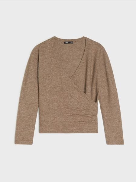 Sweter z kopertowym dekoltem z domieszką wełny - brązowy. Brązowe swetry klasyczne damskie Sinsay, l, z wełny, bez kołnierzyka. Za 59.99 zł.