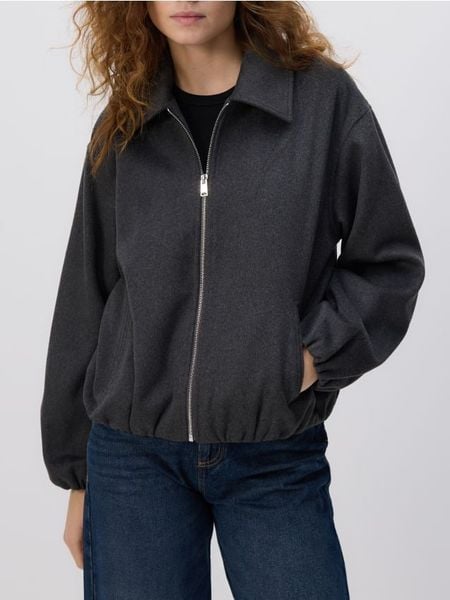 Kurtka bomberka z kołnierzykiem - ciemnoszary. Szare kurtki damskie Reserved, l, bez wzorów, z tkaniny, bez kaptura. Za 229.99 zł.