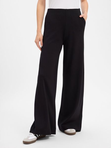 ARMEDANGELS Spodnie Kobiety wiskoza czarny, S. Czarne spodnie materiałowe damskie ARMEDANGELS, bez wzorów, z wiskozy, eleganckie. Za 499.95 zł.