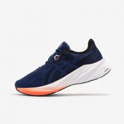 Buty do biegania męskie ASICS Dynablast 5. Białe obuwie do biegania damskie Asics. Za 549.99 zł.