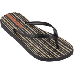 Klapki Ipanema Classica Hap 83539-AR971 czarne. Czarne klapki damskie bez wzorów, z materiału, bez obcasa. Za 95.43 zł.