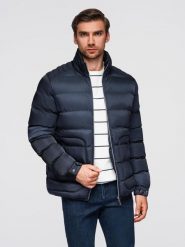 Męska pikowana kurtka z połyskiem i stójką – ciemnoniebieska V2 - Rozmiar: XL. Niebieskie kurtki męskie Ombre Clothing, m, bez wzorów, z materiału, bez kaptura. Za 399.99 zł.