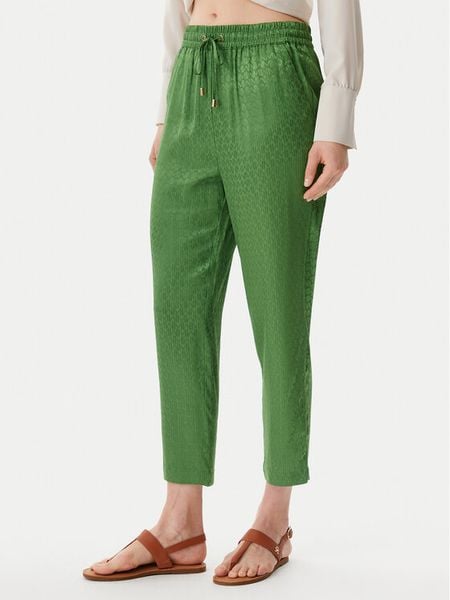 Lola Casademunt by Maite Spodnie materiałowe MS2514007 Zielony Regular Fit. Zielone spodnie materiałowe damskie Lola Casademunt by Maite, bez wzorów, z materiału. Za 269.99 zł.