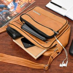 Torba męska skórzana do pracy skóra Beltimore klasyczna pojemna przez ramię F72. Brązowe torby męskie na ramię Beltimore, bez wzorów, ze skóry, przez ramię. Za 189.90 zł.