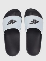 4F Klapki w kolorze czarno-białym rozmiar: 39. Białe klapki damskie 4f, bez wzorów, bez obcasa. Za 65.69 zł.