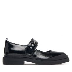 Półbuty Clarks. Czarne półbuty damskie Clarks, bez wzorów, bez obcasa, na płaskiej podeszwie. Za 389.99 zł.