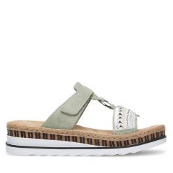 Klapki Rieker. Zielone klapki damskie Rieker, bez wzorów, bez obcasa. Za 259.99 zł.