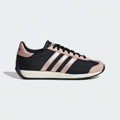Buty Runvista. Czarne obuwie treningowe damskie Adidas, na fitness i siłownię. Za 304.00 zł.
