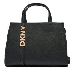 Torebka DKNY. Czarne torebki klasyczne damskie DKNY, bez wzorów, bez dodatków. Za 799.99 zł.