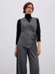 BGN Kamizelka w kolorze antracytowym rozmiar: 40. Czarne kamizelki damskie BGN. Za 100.99 zł.