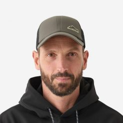 Czapka z daszkiem Caperlan 500. Brązowe czapki męskie CAPERLAN, bez wzorów, sportowe. Za 39.99 zł.