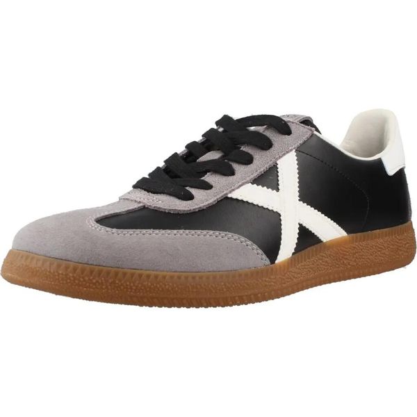 Buty MUNICH 8290163M Czarny. Czarne buty fitness męskie munich, na fitness i siłownię. Za 484.99 zł.