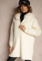 Jasnobeżowy Rozpinany Płaszcz z Wiskozą Wełną i Futerkiem Xesalttia. Brązowe płaszcze damskie Renee, l, bez wzorów, z futra, biznesowe. Za 229.99 zł.