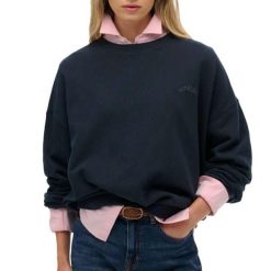 Bluza damska Superdry Essential Logo Gd. Czarne bluzy bez kaptura damskie Superdry. Za 288.40 zł.