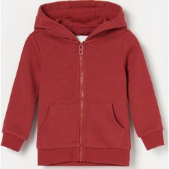 Bluza z kapturem - Bordowy. Czerwone bluzy i bluzki niemowlęce Reserved, bez wzorów, bez ramiączek, z kapturem. Za 29.99 zł.