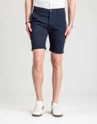 Męskie Spodenki Marcus Gerry Chino Shorts Dk. Navy 19-200266-7050. Niebieskie szorty męskie MARCUS, bez wzorów. Za 99.99 zł.