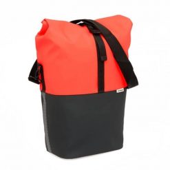 Torba na ramię Nyborg Single. Czarne torby męskie na ramię NEW LOOXS, bez wzorów, z poliesteru, bez dodatków. Za 317.49 zł.