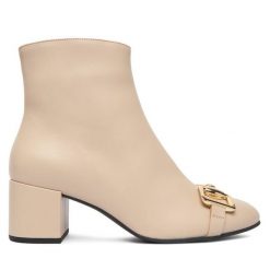 Botki HÖGL. Botki damskie HÖGL, bez obcasa, na słupku, bez zapięcia. Za 609.99 zł.