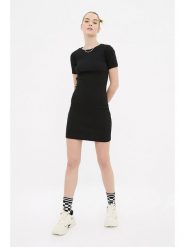 Trendyol Sukienka w kolorze czarnym rozmiar: L. Czarne sukienki damskie Trendyol, l, bez wzorów, z bawełny, bez kołnierzyka, bez ramiączek, mini. Za 47.82 zł.