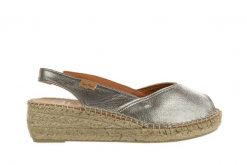 Sandały Toni Pons Bernia-P Acer Steel 204009, Srebrny, Skóra naturalna - 39. Szare sandały damskie Toni Pons, bez wzorów, z bawełny, bez obcasa. W wyprzedaży za 242.10 zł.