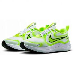 Buty Sportowe Młodzieżowe Nike Cosmic Runner GS. Biała buty sportowe na co dzień damskie Nike, bez wzorów. Za 180.40 zł.