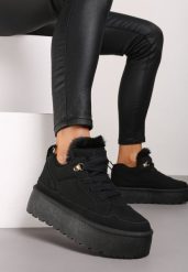 Czarne Sneakersy Stylizowane na Śniegowce Ozdobione Futerkiem Maviena. Czarne śniegowce damskie Renee, z materiału. Za 99.99 zł.