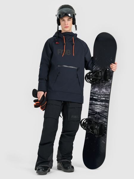 4F Spodnie snowboardowe membrana 15000 męskie - czarne XXL. Czarne spodnie materiałowe męskie 4f, bez wzorów. Za 599.99 zł.