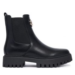 Sztyblety Guess. Czarne botki damskie Guess, bez obcasa, na płaskiej podeszwie, bez zapięcia. Za 674.99 zł.