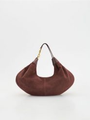 Zamszowa torebka hobo - ciemnobrązowy. Brązowe torebki klasyczne damskie Reserved, bez wzorów, z zamszu, zamszowe, bez dodatków. W wyprzedaży za 179.99 zł.