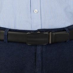 Pasek męski skórzany 3,5 cm klamra automatyczna Beltimore czarny 02-592 : Kolory - czarny, Rozmiar pasków - r.120-135 cm. Czarne paski męskie bez wzorów, ze skóry, wizytowe. Za 64.99 zł.