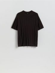 Sweter z krótkim rękawem - ciemnobrązowy. Brązowe swetry męskie Reserved, l, bez wzorów, z bawełny, bez kołnierzyka. Za 119.99 zł.