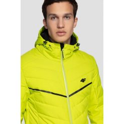 Kurtka narciarska męska KUMN152R - soczysta zieleń. Zielone kurtki męskie 4f, m, bez wzorów, z meshu, z kapturem. W wyprzedaży za 299.99 zł.
