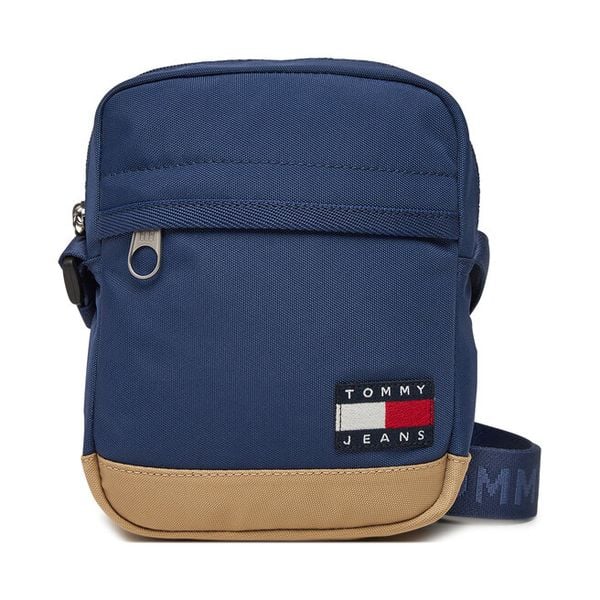 Saszetka Tommy Jeans. Niebieskie saszetki męskie Tommy Jeans, z jeansu. Za 219.99 zł.