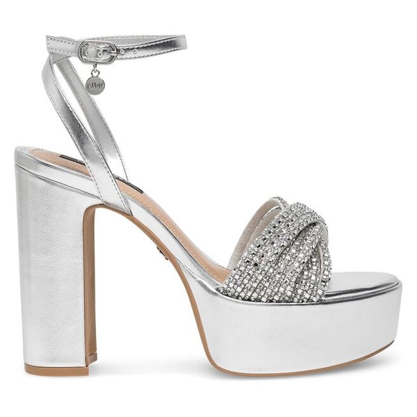 Sandały Nine West. Szare sandały damskie Nine West, bez wzorów, bez obcasa, na słupku. Za 155.99 zł.