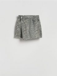 Spódnico-szorty w zwierzęcy wzór - wielobarwny. Szorty damskie Reserved, bez wzorów, z bawełny. Za 129.99 zł.