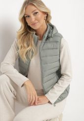 Jasnozielona Pikowana Kamizelka z Kapturem Lasindra. Zielone kamizelki damskie Born2be, l, z jeansu. Za 109.99 zł.