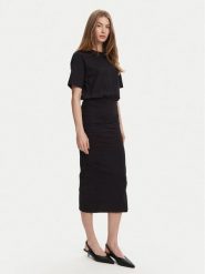Marella Sukienka codzienna Ileana 2513621014 Czarny Slim Fit. Czarne sukienki damskie Marella, na co dzień, m, bez wzorów, z bawełny, bez kołnierzyka, bez ramiączek, proste. Za 899.99 zł.