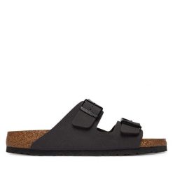 Klapki Birkenstock. Szare klapki damskie Birkenstock, bez wzorów, bez obcasa. Za 399.99 zł.