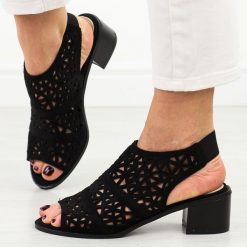 Czarne sandały damskie na obcasie Potocki 20331. Czarne sandały damskie POTOCKI, bez wzorów, ze skóry, bez obcasa, na obcasie. Za 159.00 zł.