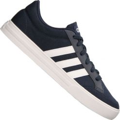 Granatowe Buty adidas Vs Set M AW3891. Niebieskie buty sportowe na co dzień męskie Adidas, na wiosnę, z materiału, bez zapięcia. W wyprzedaży za 279.00 zł.
