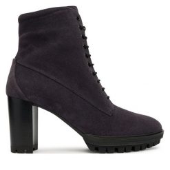 Botki HÖGL. Niebieskie botki damskie HÖGL, bez obcasa, na słupku, bez zapięcia. Za 899.99 zł.