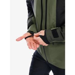 Kurtka narciarska męska Peak Performance Gravity GORE-TEX 3L Jacket. Zielone kurtki męskie Peak Performance, l, bez wzorów, z gore-texu, bez kaptura, narciarskie, gore-tex. Za 2,015.99 zł.
