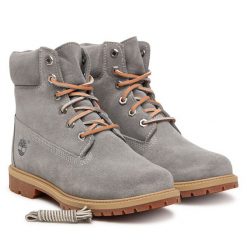 Trapery Timberland. Szare trapery damskie Timberland, bez obcasa. Za 999.99 zł.