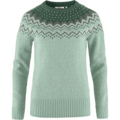 Sweter damski Fjallraven Ovik Knit Sweater. Zielone swetry klasyczne damskie Fjällräven, na jesień, m, z dzianiny, bez kołnierzyka. Za 968.45 zł.