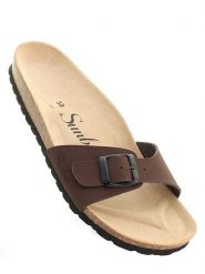 Sunbay Klapki w kolorze ciemnobrązowym rozmiar: 36. Brązowe klapki damskie Sunbay, bez wzorów, bez obcasa. Za 139.95 zł.